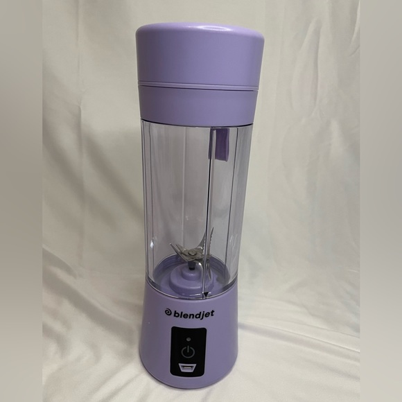 BLENDJET the original * NO CHARGING CORD * Portable Blender, 12 oz, Lavender - Picture 1 of 14